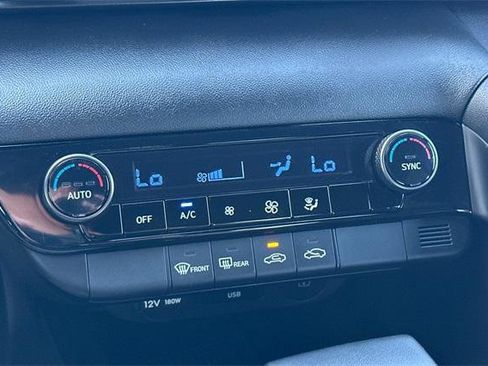 Certified 2025 Hyundai Elantra Sport image 20