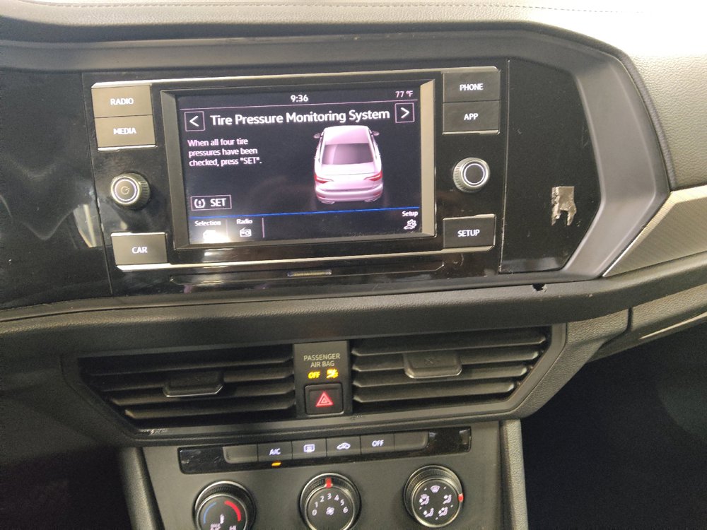 Used 2019 Volkswagen Jetta R-Line FWD image 25