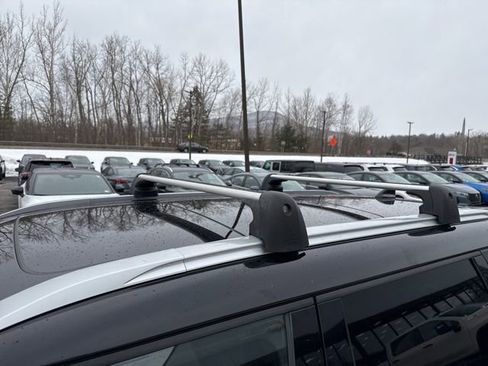 Used 2024 Mitsubishi Outlander SEL image 41