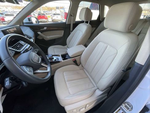 Used 2024 Audi Q5 2.0T Premium image 18