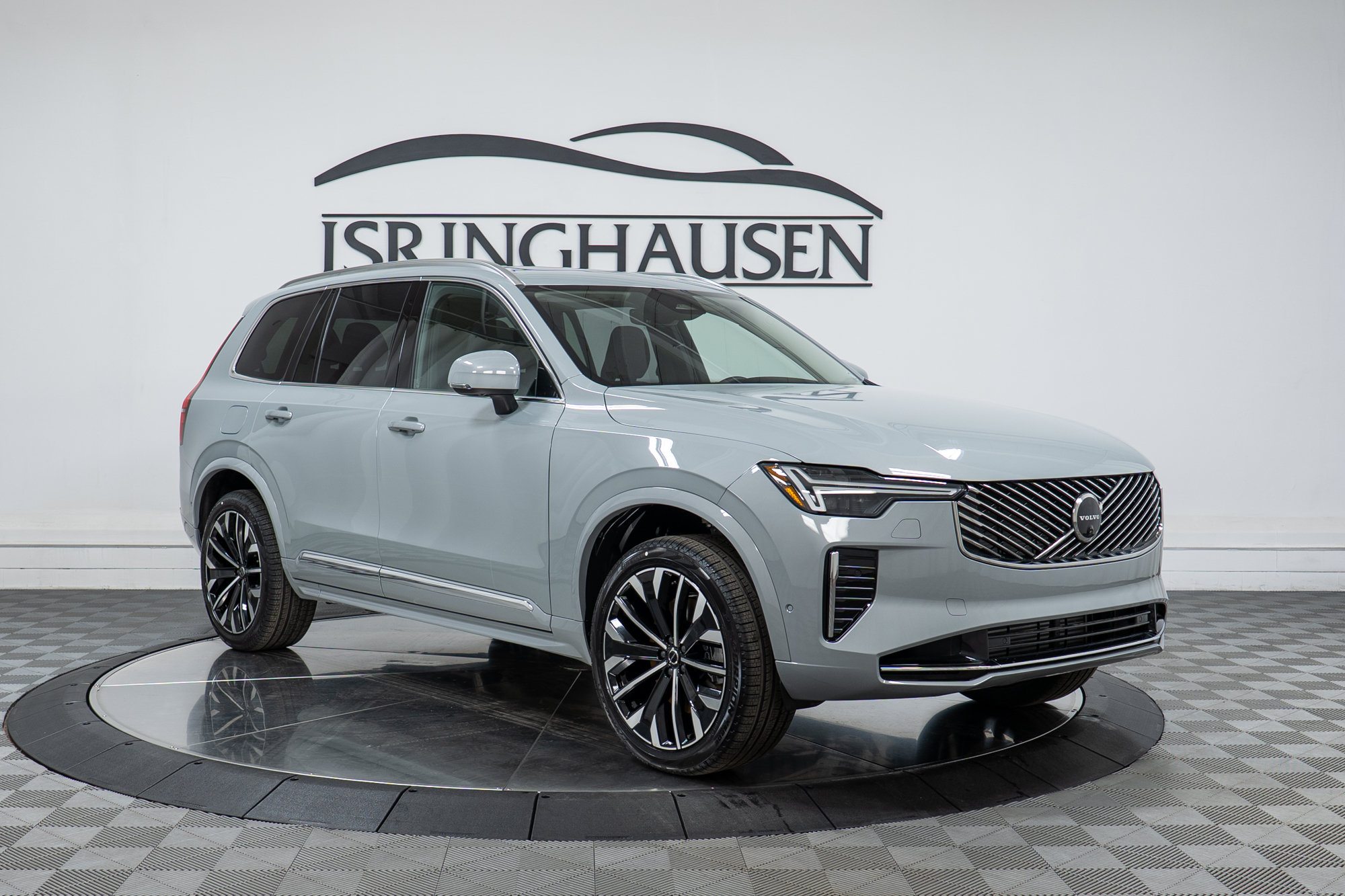 New 2026 Volvo XC90 T8 Plus w/ Protection Package Premier AWD/4WD image 3