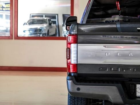 Used 2019 Ford F250 Platinum w/ Platinum Ultimate Package image 46