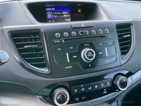 Used 2015 Honda CR-V LX image 19