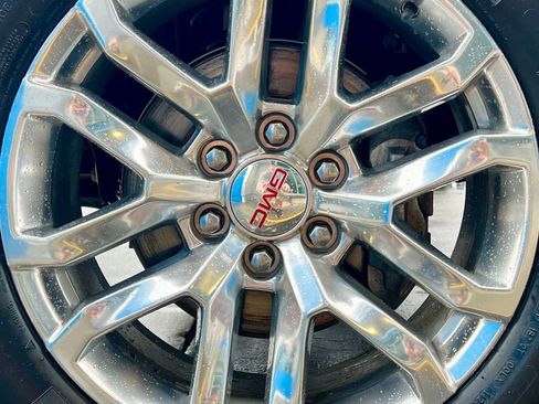 Used 2021 GMC Sierra 1500 SLT w/ SLT Premium Package image 13