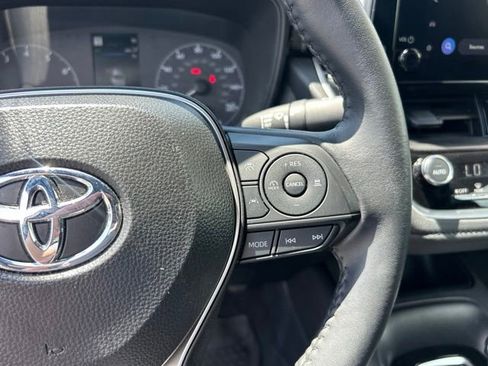 Used 2025 Toyota Corolla SE FWD image 21