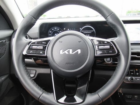 Used 2024 Kia Seltos S FWD image 21