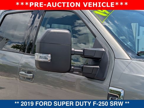 Used 2019 Ford F250 Lariat w/ Lariat Value Package AWD/4WD image 11