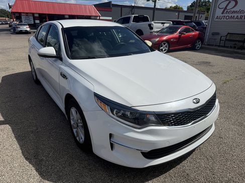 Used 2016 Kia Optima LX FWD image 1