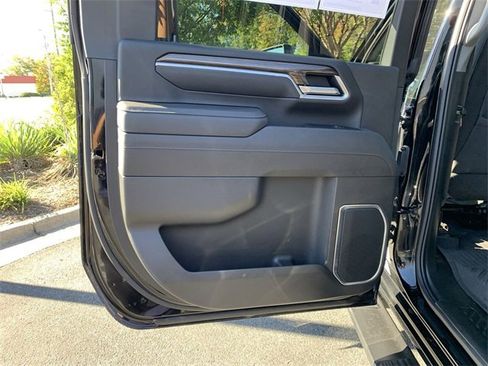 Used 2025 Chevrolet Silverado 2500 LT w/ Trail Boss Package image 15