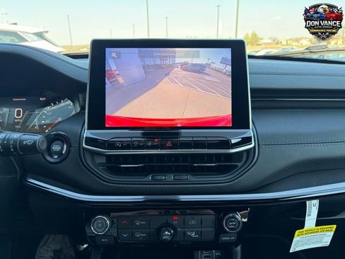 New 2026 Jeep Compass Latitude image 17