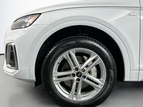 Used 2023 Audi Q5 e Premium Plus w/ Premium Plus Package image 11