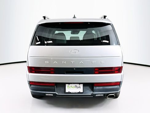 Used 2025 Hyundai Santa Fe SEL FWD image 7