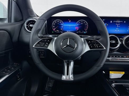 Certified 2026 Mercedes-Benz GLB 250 image 6
