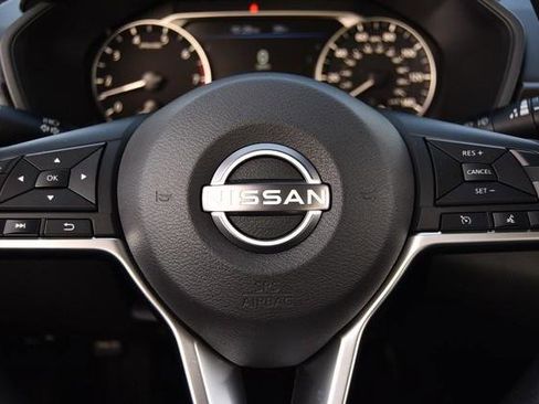 New 2025 Nissan Altima 2.5 SV image 18