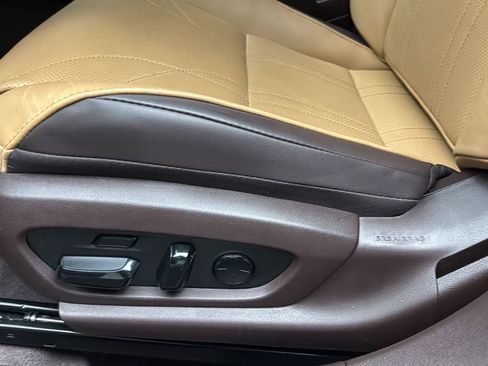 Used 2020 Lexus ES 350 Ultra Luxury w/ Accessory Package 2 FWD image 12
