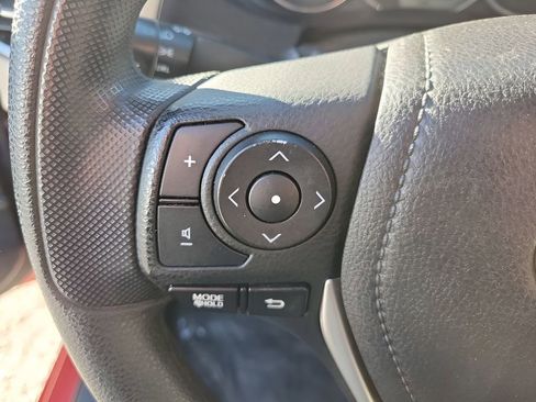 Used 2015 Toyota Corolla LE image 26