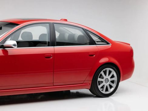 Used 2003 Audi RS 6 AWD/4WD image 31