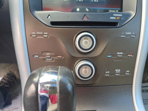 Used 2011 Ford Edge SEL w/ 202A Rapid Spec Order Code FWD image 21