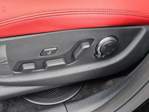New 2026 Genesis GV70 2.5T Sport Prestige AWD/4WD image 33