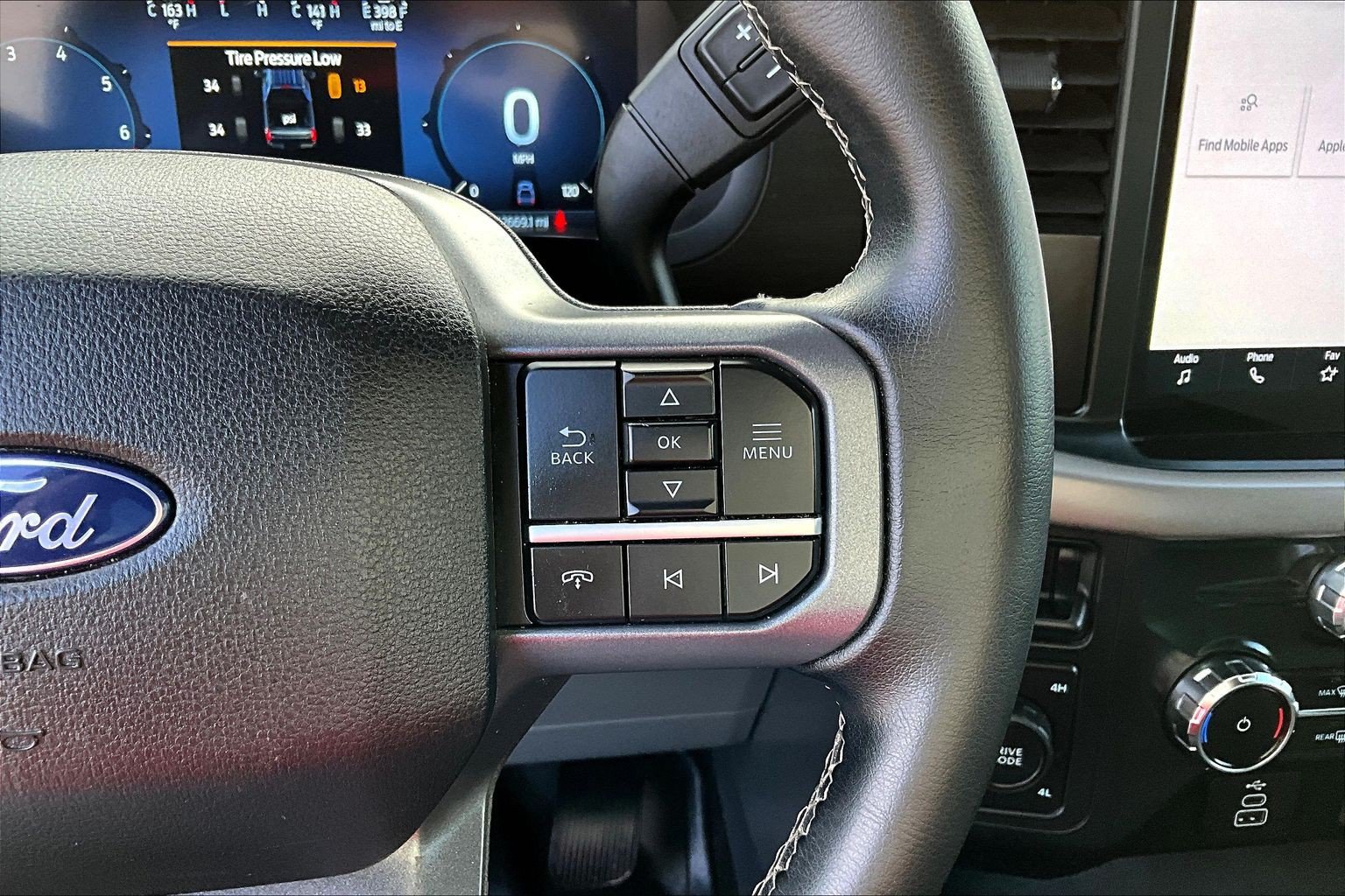 Used 2025 Ford F150 XLT w/ Equipment Group 301A Standard AWD/4WD image 14