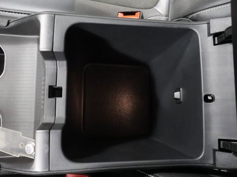 Used 2023 Jeep Grand Cherokee Altitude image 37