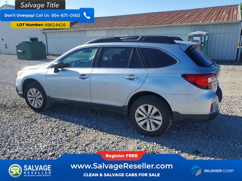Used 2017 Subaru Outback 2.5i image 3
