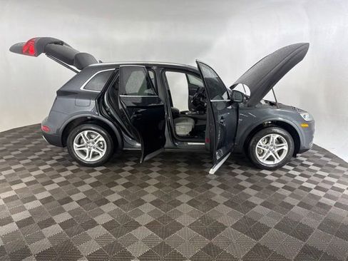 Used 2018 Audi Q5 2.0T Premium Plus w/ Premium Plus Package AWD/4WD image 13