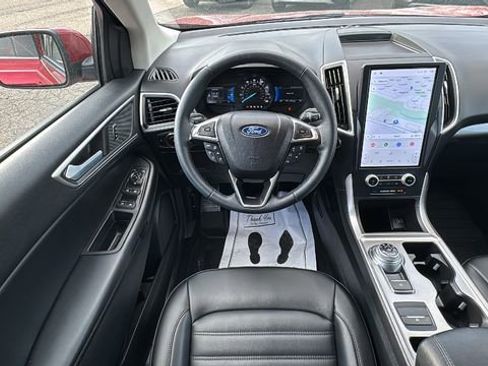 Certified 2023 Ford Edge SEL w/ Convenience Package image 12