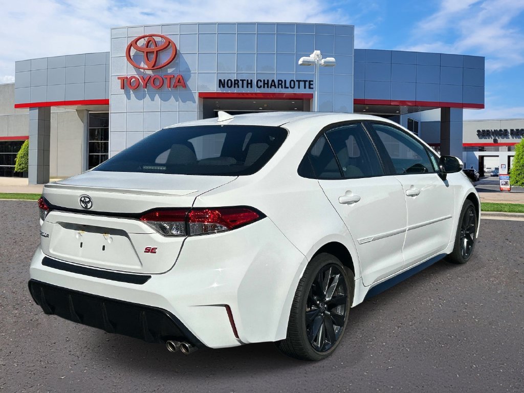 Used 2024 Toyota Corolla SE FWD image 8