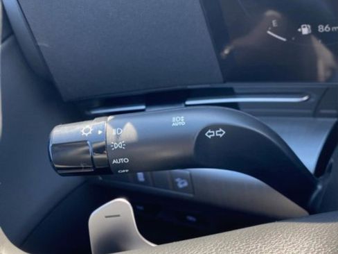 New 2026 Hyundai Kona Limited FWD image 16