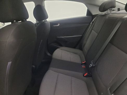 Used 2018 Hyundai Accent SE FWD image 18