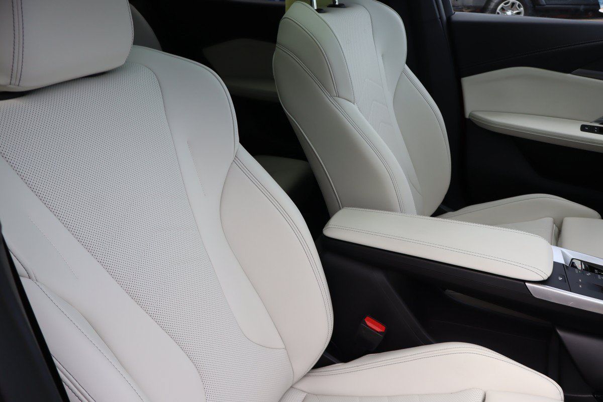 Used 2026 BMW X2 M35i AWD/4WD image 21