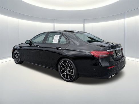 Used 2023 Mercedes-Benz E 350 Sedan image 4