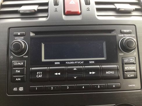 Used 2014 Subaru Crosstrek 2.0i Premium image 29