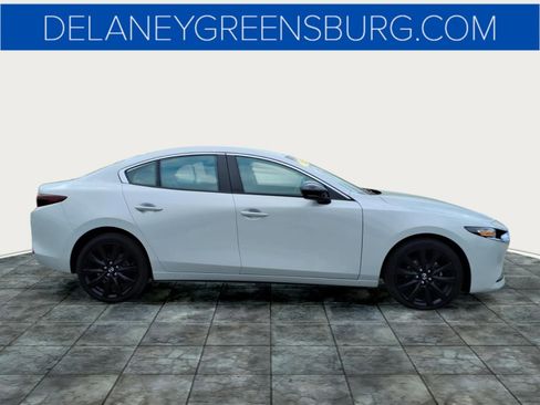 Used 2024 MAZDA MAZDA3 s FWD image 2
