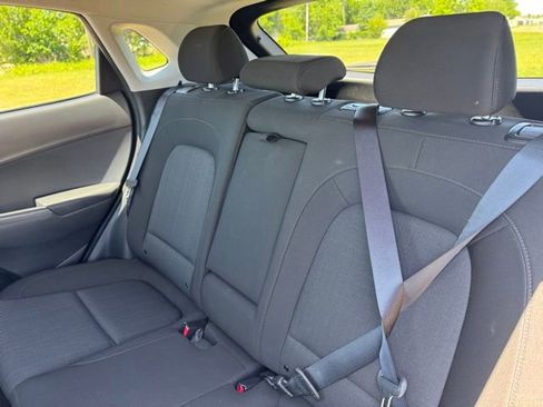 Used 2022 Hyundai Kona SEL w/ Convenience Package FWD image 13
