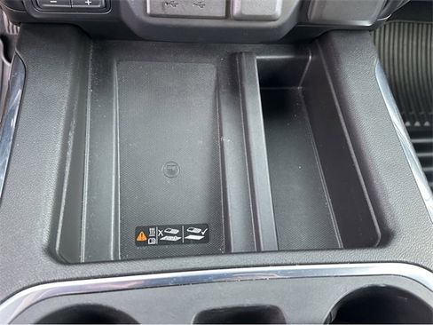 Certified 2022 Chevrolet Silverado 2500 LTZ w/ LTZ Plus Package image 29