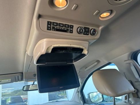 Used 2011 Nissan Armada SL RWD image 26