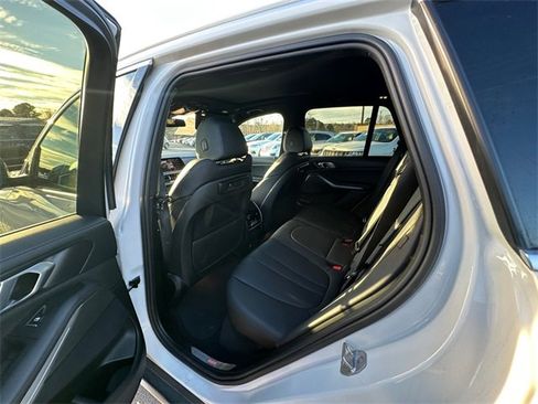 Used 2020 BMW X5 xDrive40i w/ Convenience Package image 18