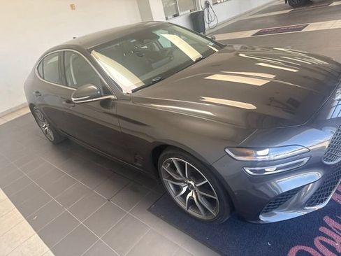 Used 2023 Genesis G70 2.0T RWD image 5