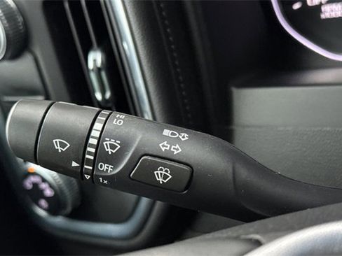 Used 2021 GMC Sierra 1500 Elevation w/ Preferred Package image 38