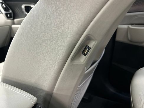 Used 2023 Kia Sorento SX Prestige w/ Panoramic Sunroof Package AWD/4WD image 34