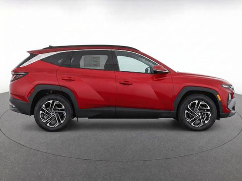 Used 2026 Hyundai Tucson Limited AWD/4WD image 8