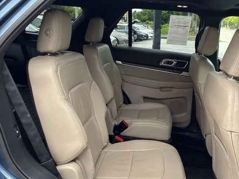Used 2018 Ford Explorer Limited w/ Equipment Group 301A AWD/4WD image 25