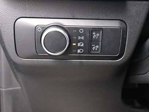 Used 2025 Ford Escape ST-Line AWD/4WD image 17