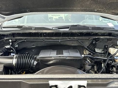 Used 2025 Chevrolet Silverado 2500 LT w/ Convenience Package AWD/4WD image 23