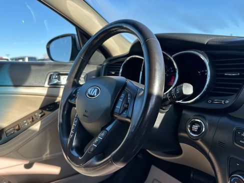 Used 2013 Kia Optima EX w/ Premium Pkg image 18