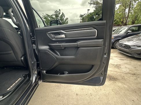 Used 2019 RAM 1500 Big Horn AWD/4WD image 20