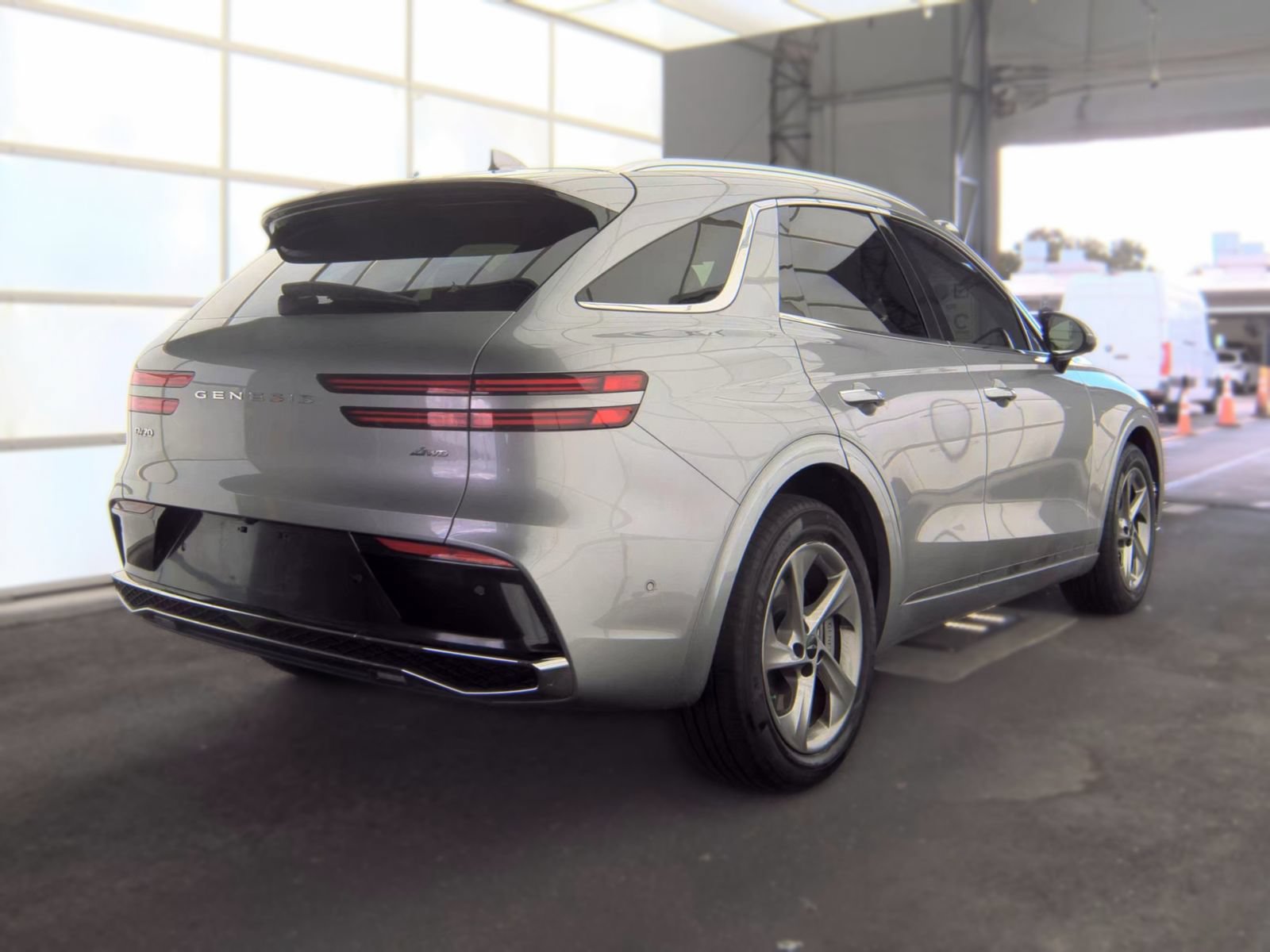 Used 2026 Genesis GV70 2.5T Advanced AWD/4WD image 3