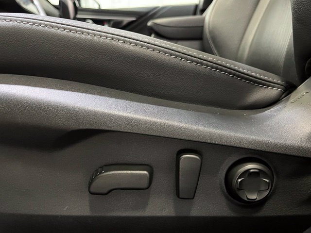 Used 2023 Subaru Outback Touring XT AWD/4WD image 16